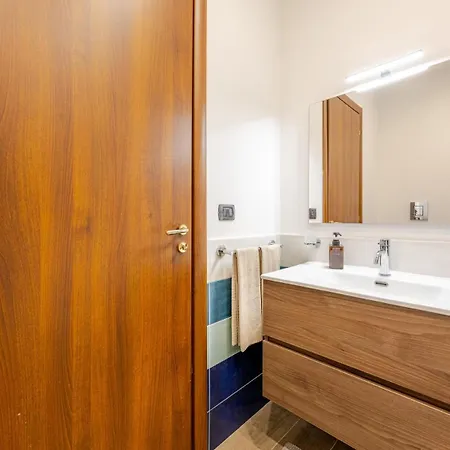 Crispi 74.1 - Apartment *