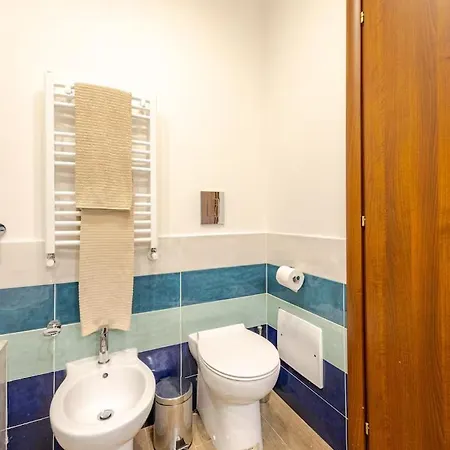 Apartment Crispi 74.1 - Naples